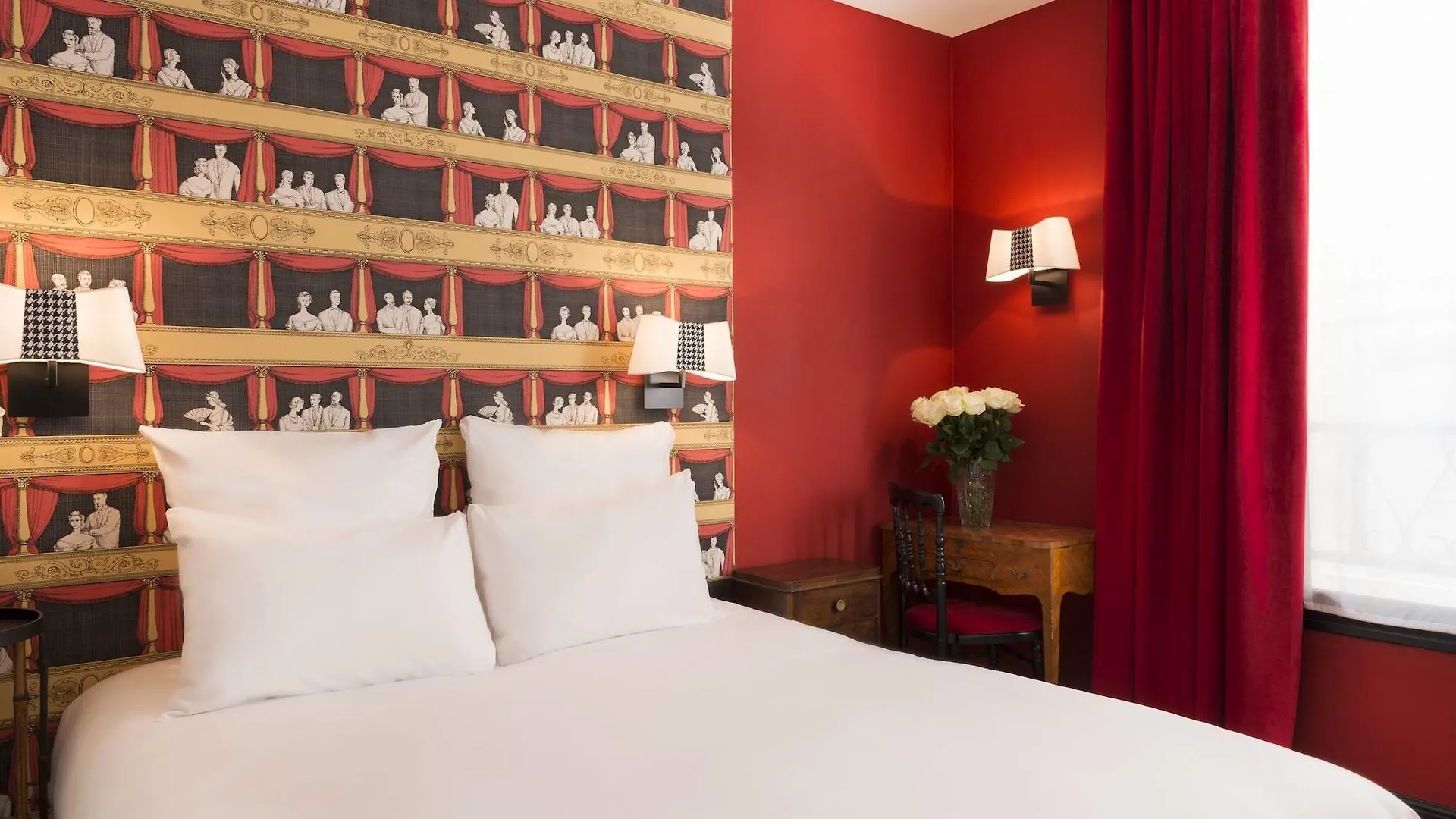 Hotel Sacha Paris 4*,